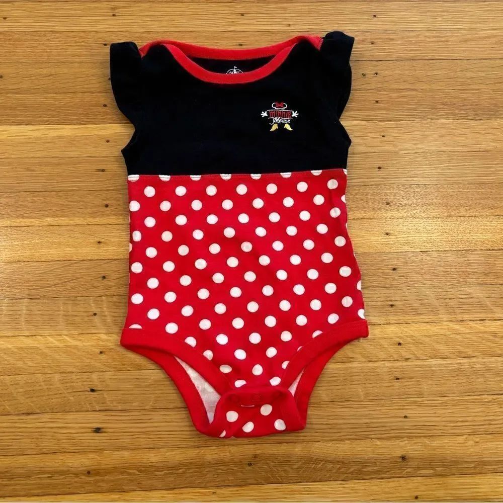 Minnie Mouse Walt Disney World Disney Parks red/black short sleeve onesie